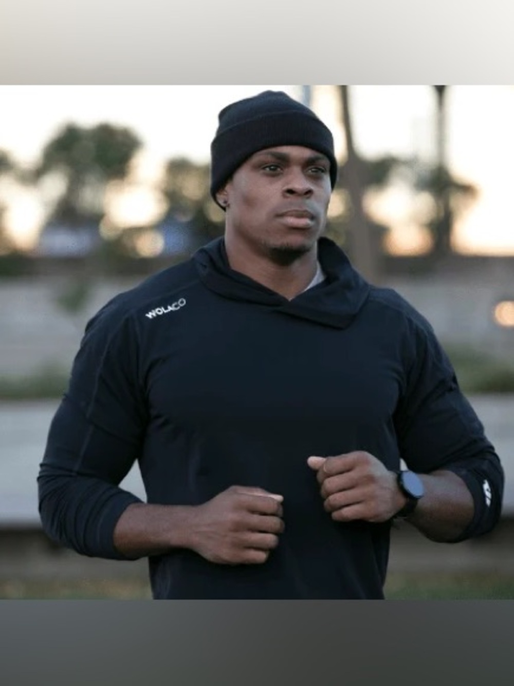 Wolaco High Line Performance Hood Black Size Small